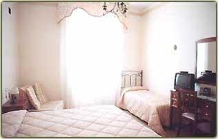 B&B Michael Monte SantʼAngelo Buitenkant foto