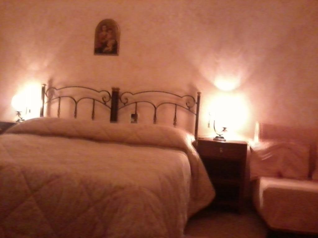 B&B Michael Monte SantʼAngelo Buitenkant foto